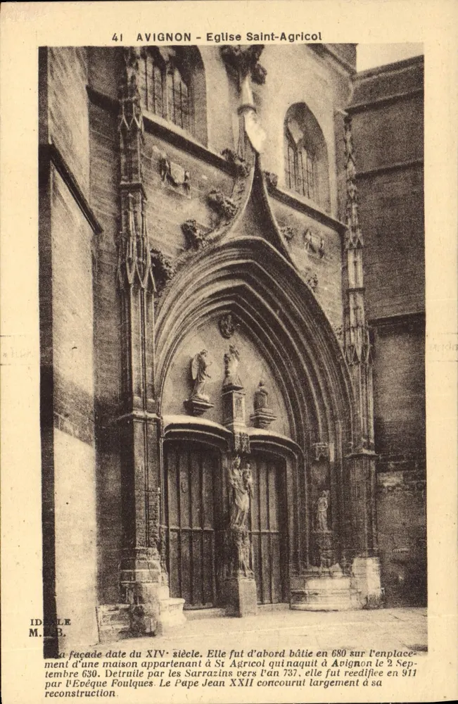 Avignon - Igreja de São Agricol — fachada do século XIV, editor IDEALE M.B.B. - Frente