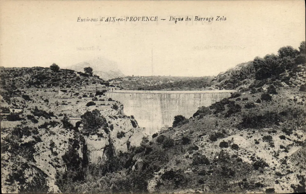 Um AIX-EN-PROVENCE — Staudamm Zola - Vorderseite