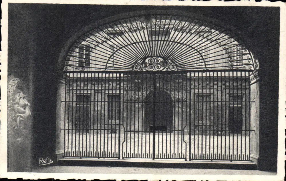Aix-en-Provence — Grille en fer de l'Hôtel de Ville (1661) — Rella - Vorderseite