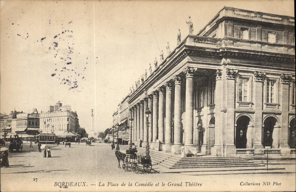 Bordeaux — A Place de la Comédie e o Grand Théâtre — Collections ND Phot - Frente