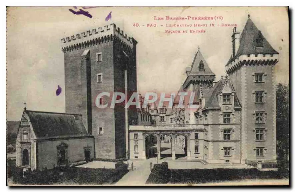 Les Banges-Pyrenées (16) - Schloss Henri IV - Fassade und Eingang - Vorderseite