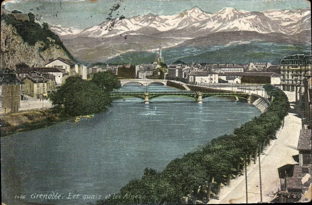 Grenoble. Os cais e as Alpes — V. Eck - Frente