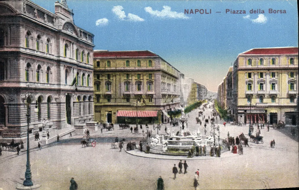 NAPOLI — Piazza della Borsa — Ed. Domenico Trampetti - Milano - 1180 - Frente