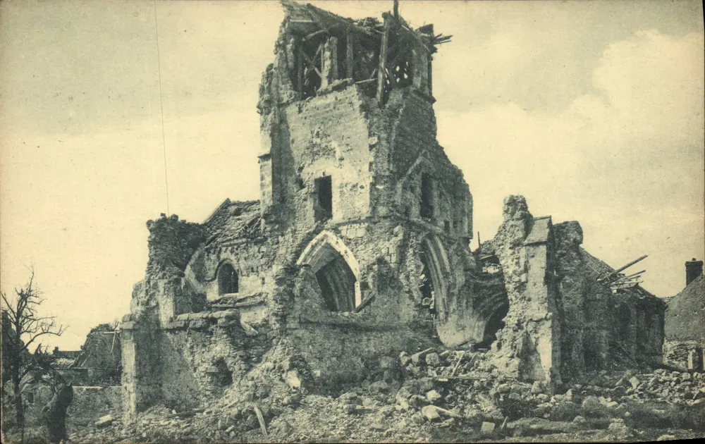 Ruínas de uma igreja — pós-guerra — editor não identificado - Frente