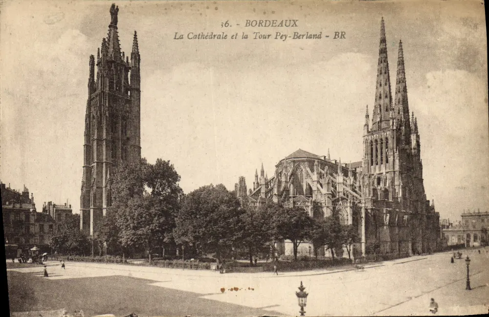 Bordeaux — Die Kathedrale und die Tour Pey-Berland — BR - Vorderseite