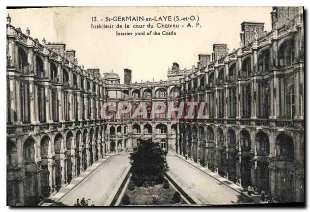 St-GERMAIN-en-LAYE (S.-et-O.) — Intérieur de la cour du Château — A. P. n°12 - Recto