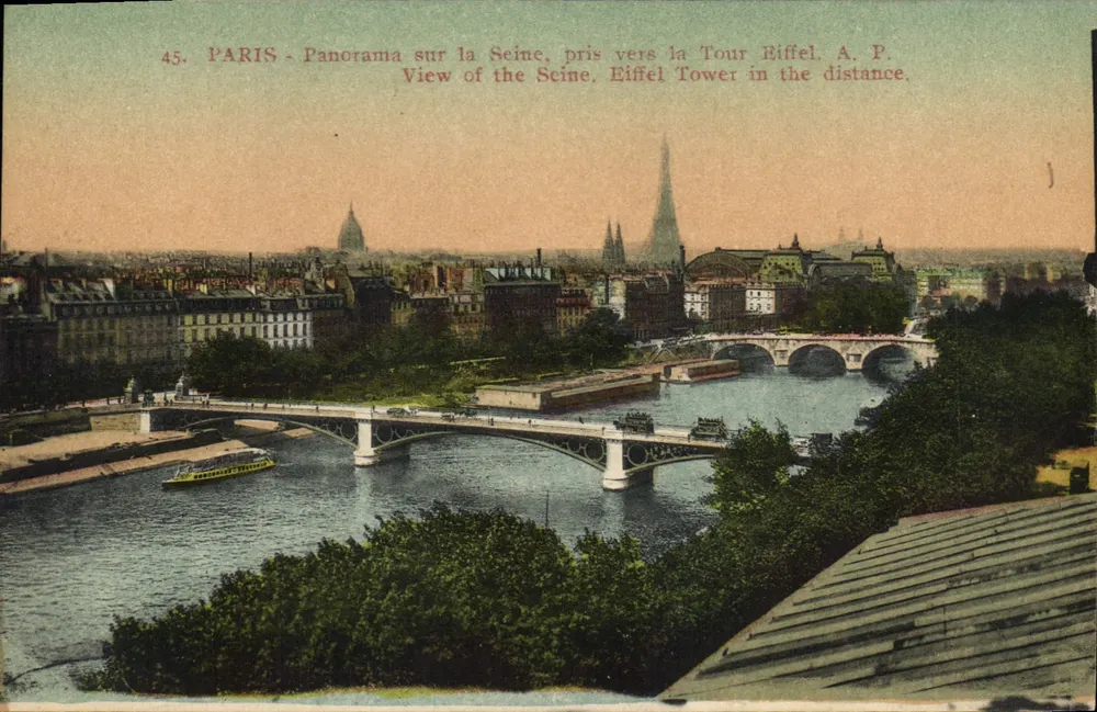 PARIS - Panorama über die Seine, aufgenommen in der Nähe der Eiffelturm. A.P. - Vorderseite