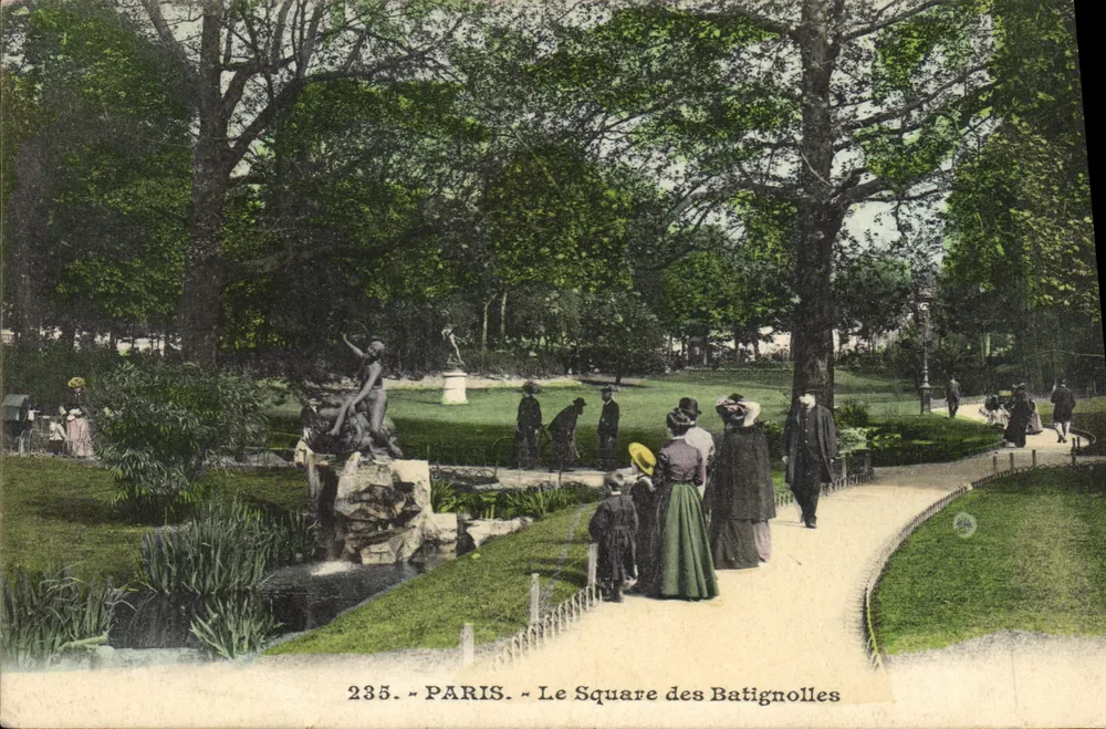 O Square des Batignolles — Paris — editor '235' - Frente