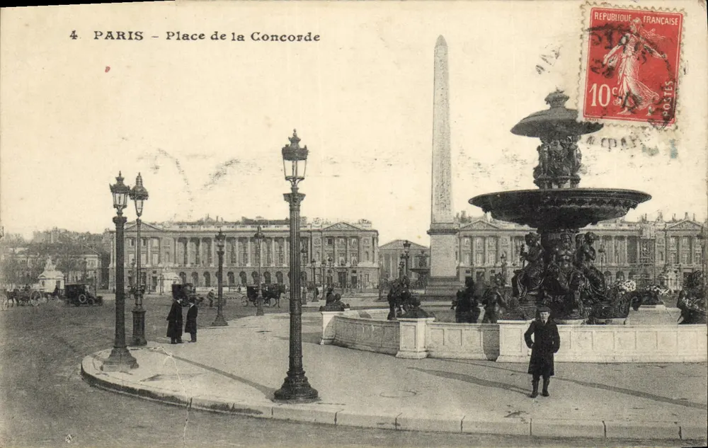 PARIS – Praça da Concórdia — vista com o Obelisco e a Fonte — editor A. N. Paris, n°4 - Frente