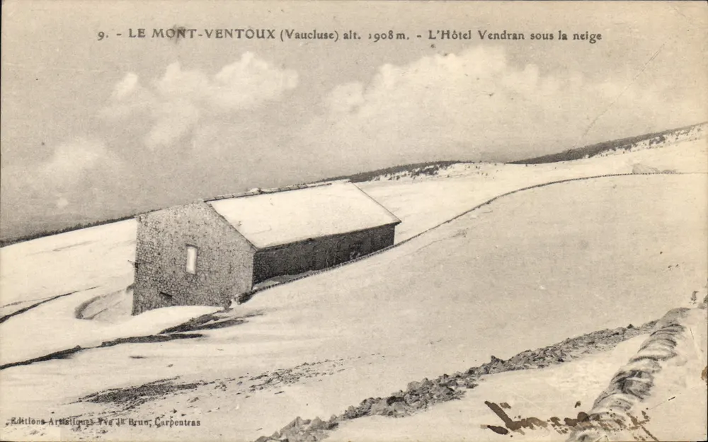 Mont Ventoux (Vaucluse) H. 1908 m. — Das Hotel Vendran unter Schnee — Künstlerische Ansicht von Brun, Carpentras - Vorderseite