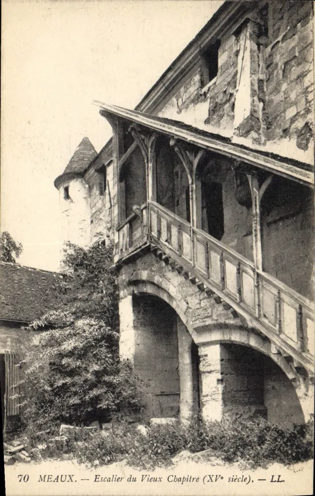 Meaux — Treppenhaus des Alten Kapitels (15. Jahrhundert) — LL. - Vorderseite
