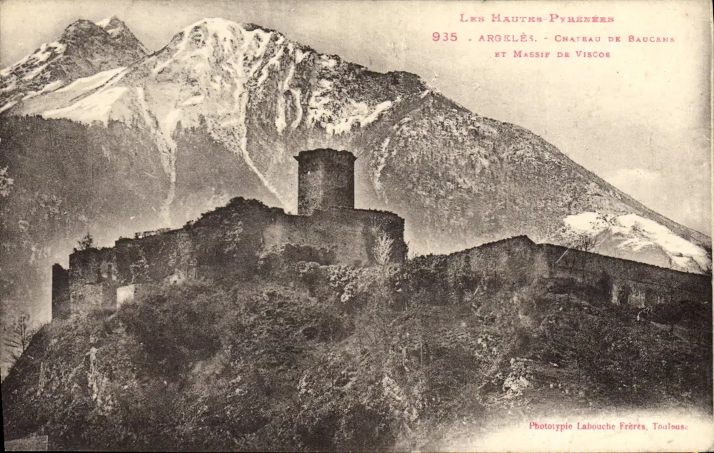 Hautes-Pyrénées — Argelès, Schloss Baucens und Massif Viscos — Phototypie Labouche Frères, Toulouse - Vorderseite
