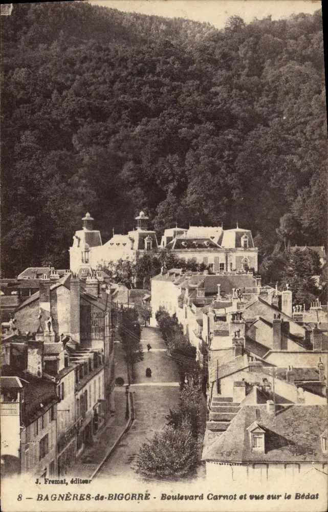 Bagnères-de-Bigorre — Boulevard Carnot und Blick auf den Bédat — Verleger: J. Fremat - Vorderseite