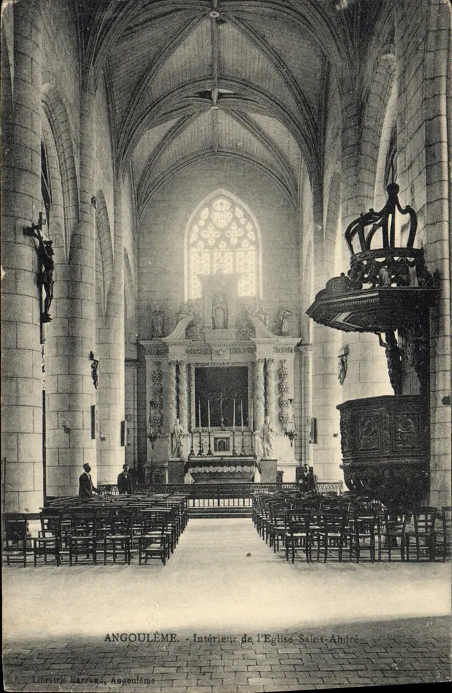 Angoulême — Interior da Igreja-São André — Livraria Barrana, Angoulême - Frente