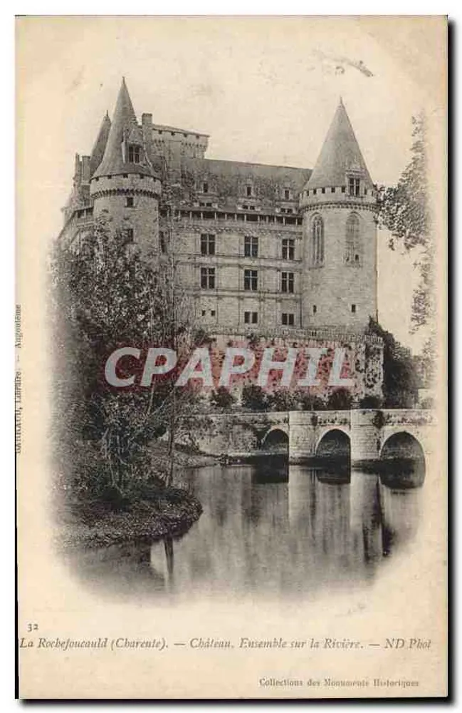 La Rocbeaoucauld (Charente) — Castelo, Vista sobre o Rio — ND Fotografia - Frente