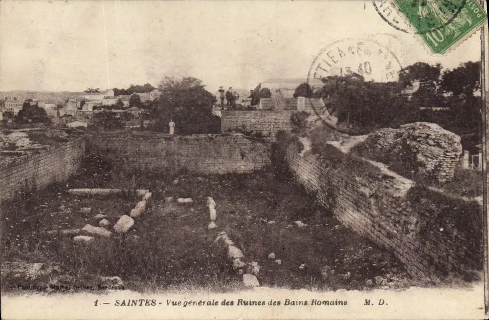 Saintes — Allgemeiner Blick auf die Ruinen der römischen Bäder — Fotograf Martial Delhaye, Bordeaux, Nr. 1 - Vorderseite
