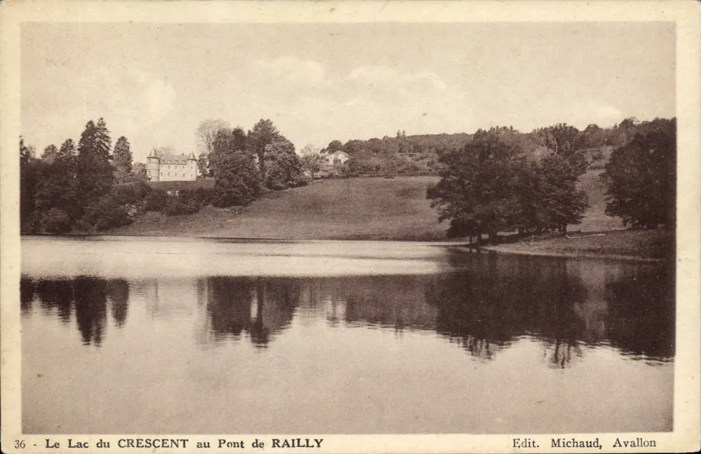 O Lago do Crescente no Ponte de Railly — Édit. Michaud, Avallon, n°36 - Frente