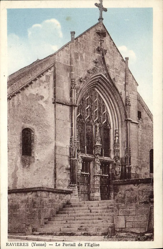 Ravières (Yonne) — Ansicht des Kirchenportals — Verlag Chevaliers, Châros - Vorderseite