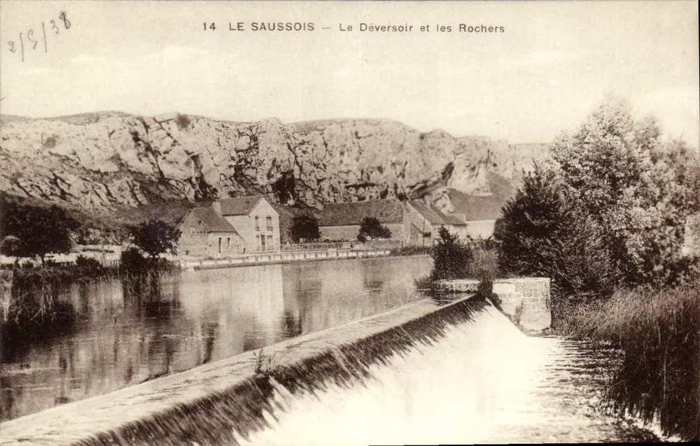 Le Saussois — O Desaguador e as Rochas — Edição F. Br. Pap. T. Hilot, Auxerre - Frente