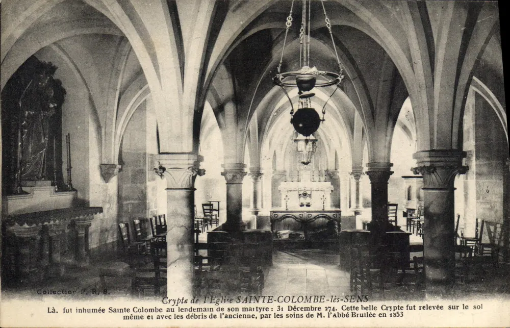 Cripta da Igreja de Santa Colombe-lès-Sens — Coleção P. R. S. - Frente