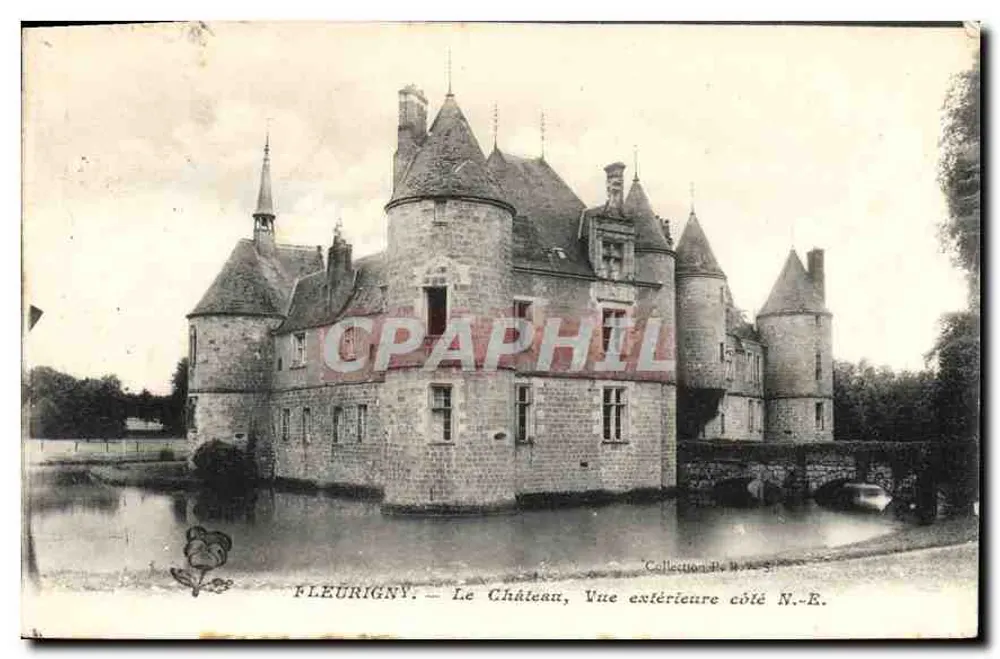 Fleurigny — Das Schloss, Aussicht von der N.-O.-Seite - Vorderseite