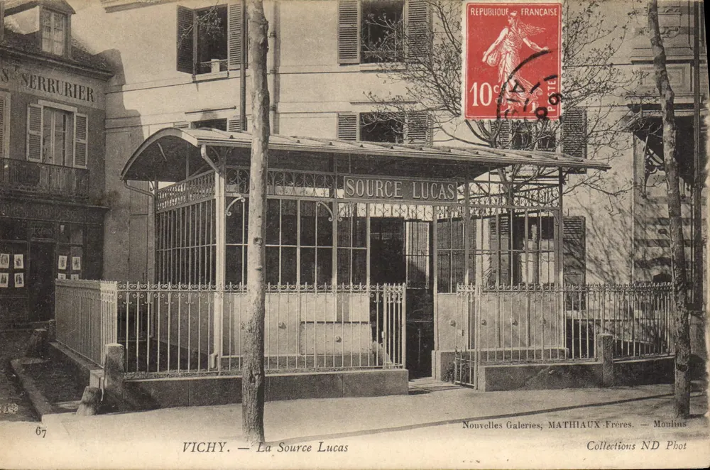 Vichy — A Fonte Lucas — Collections ND Phot - Frente