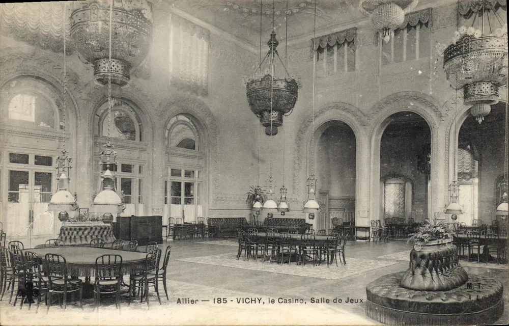 Vichy — Das Casino, Spielhalle — Allier — 185 - Vorderseite