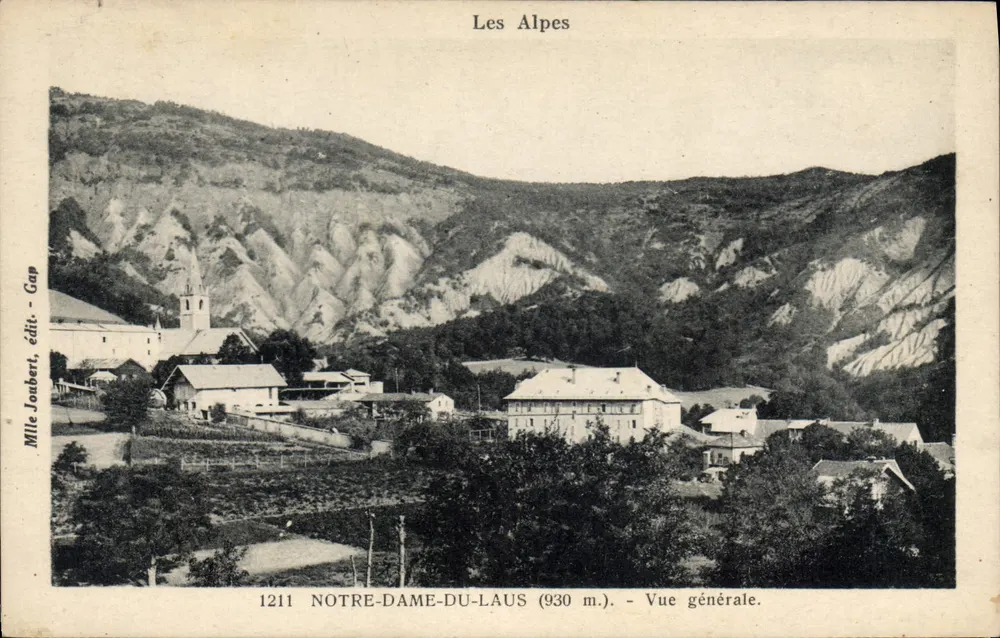 Notre-Dame-du-Laus (930 m.) — Allgemeiner Blick — Mille Joubert, Verlag Gap, Nr. 1211 - Vorderseite