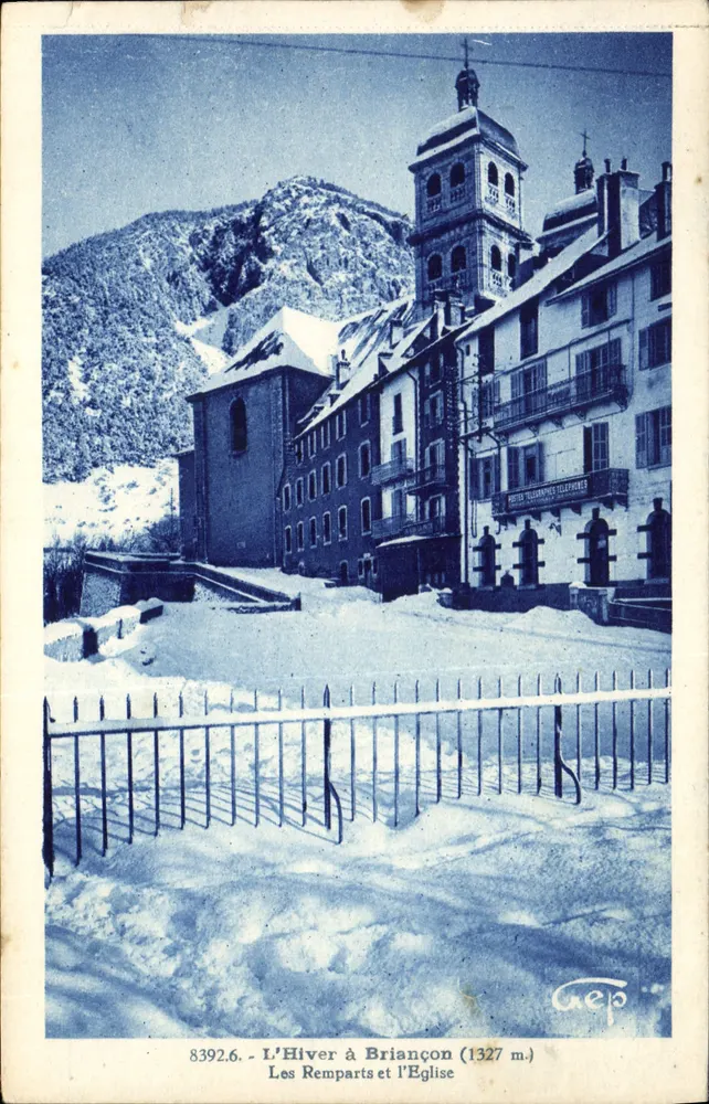 Die Mauern und die Kirche in Briançon — Winter (1327 m) — Gep - Vorderseite