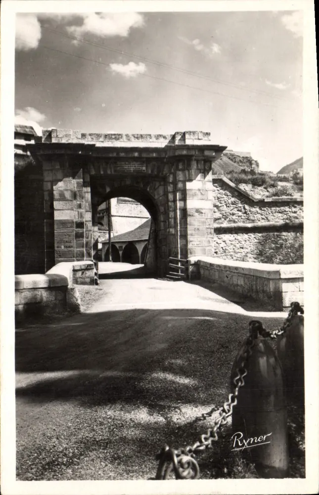 Porte d'Embrun — Briançon (Hautes-Alpes) — Éditions Ryner - Vorderseite