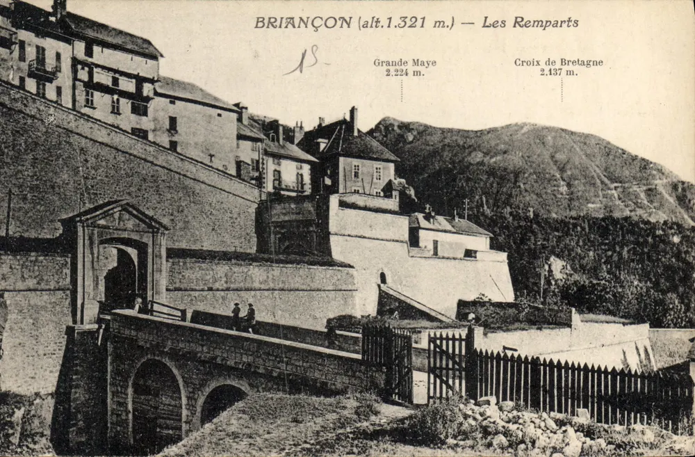 Briançon (alt.1.321 m.) — Os Muros — Editor não identificado - Frente