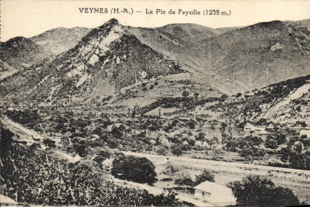 Veynes (H.-A.) — O Pic de Fayolle (1235 m) — Editora: Renard - Frente