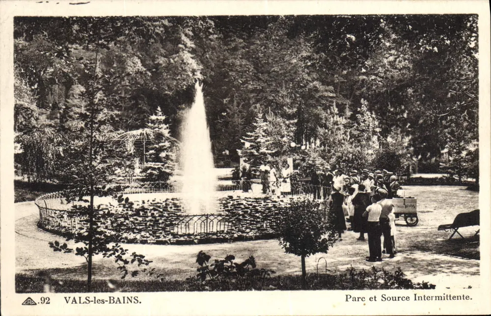 Vals-les-Bains — Parque e Fonte Intermittente — n°92 - Frente