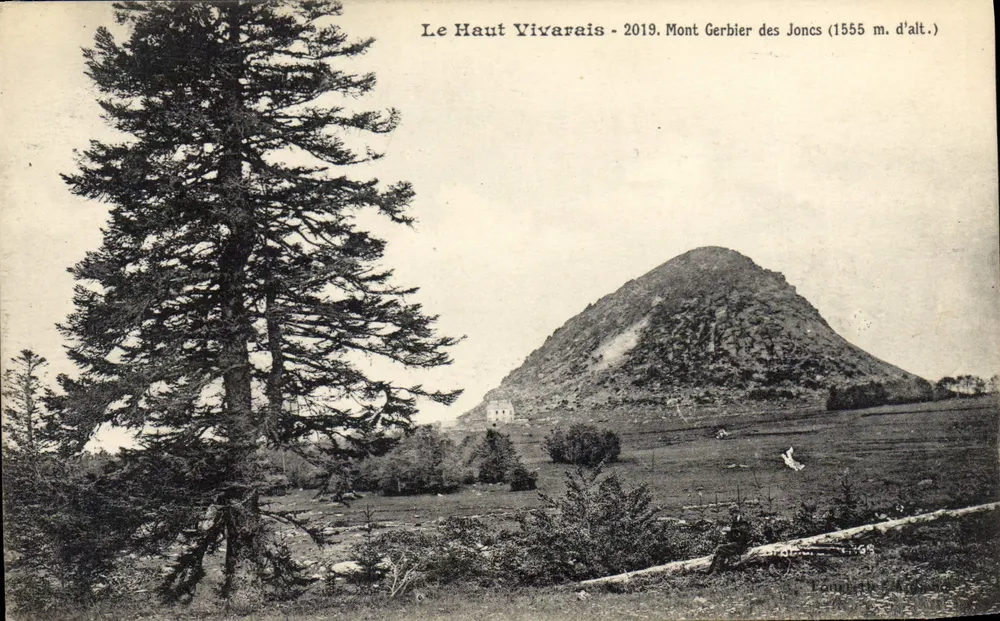 Il Haut Vivarais - 2019. Mont Gerbier des Joncs (1555 m.d'alt.) — Louvèze & Cie - Recto