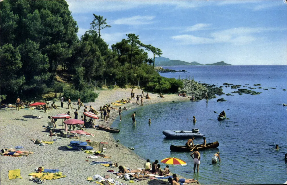 Saint-Aygulf (Var) — Strand von Four à Chaux — Editionen « MAB » - Vorderseite