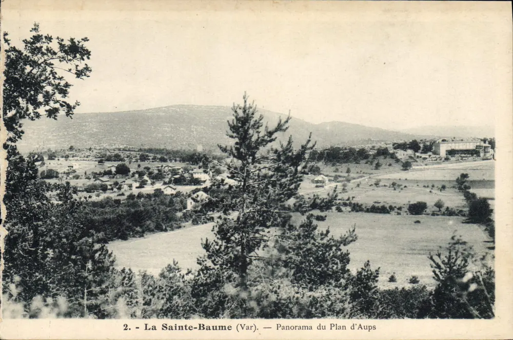 A Santa Bauma (Var) — Panorama do Plan d'Aups — Série "Excursões da Provência" - Frente
