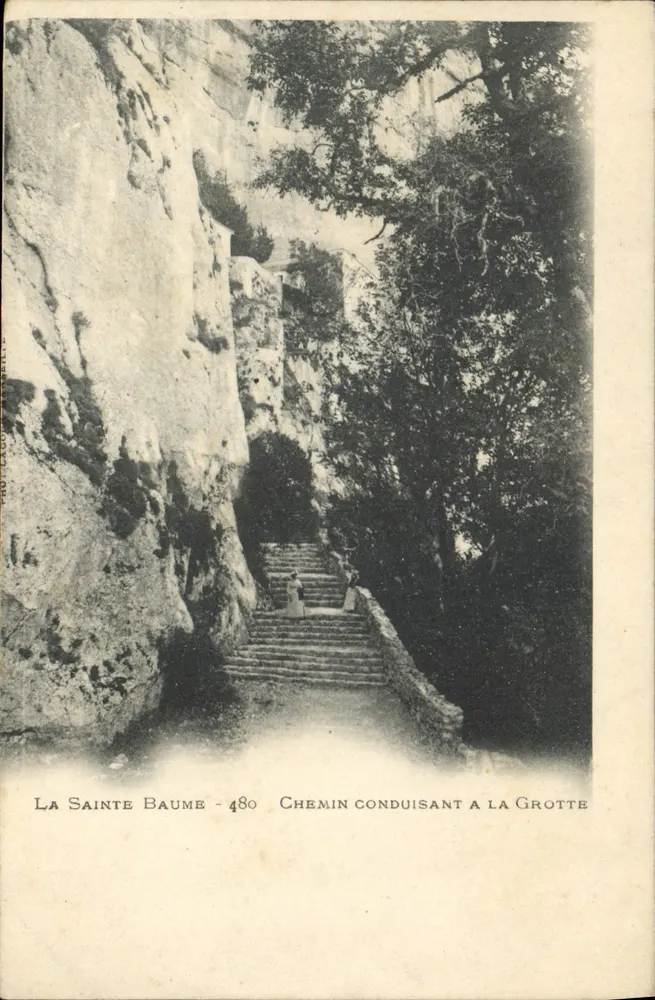 La Sainte Baume - 480 - Weg führend zu der Höhle - Vorderseite