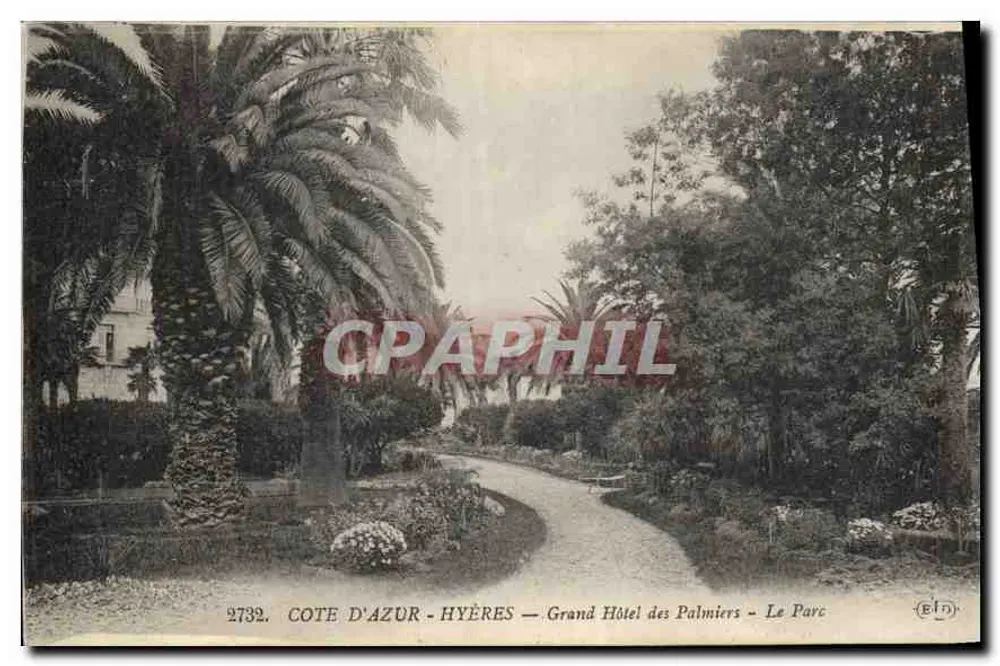 Côte d'Azur - Hyères — Grand Hôtel des Palmiers — Der Park - Vorderseite