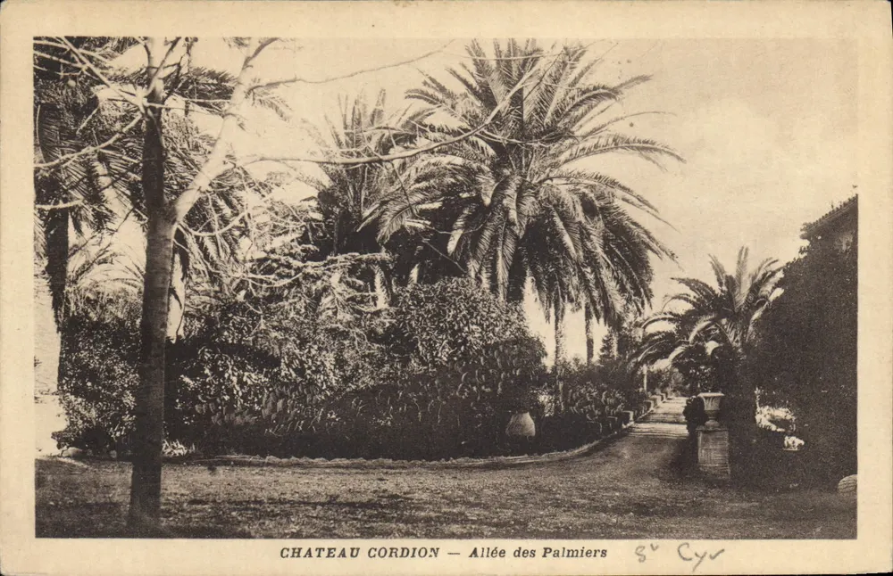 Schloss Cordion — Allée der Palmen — S. Cyr - Vorderseite