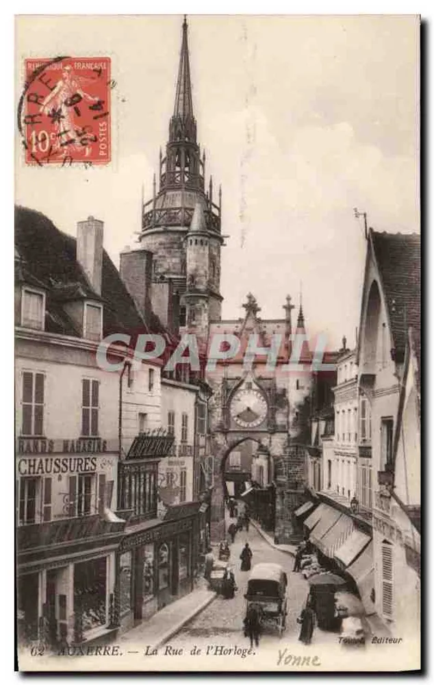 Auxerre — A Rue de l'Horloge — Editor Tournes - Frente