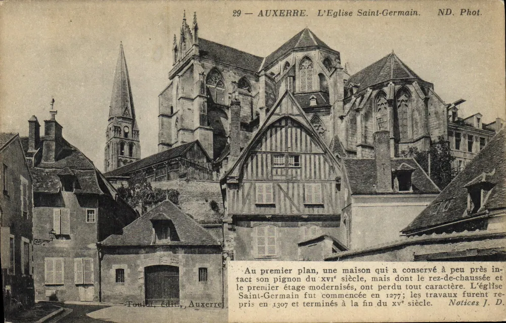 Auxerre. A Igreja de São Germain — ND. Fot. — Toullet, editor, Auxerre - Frente