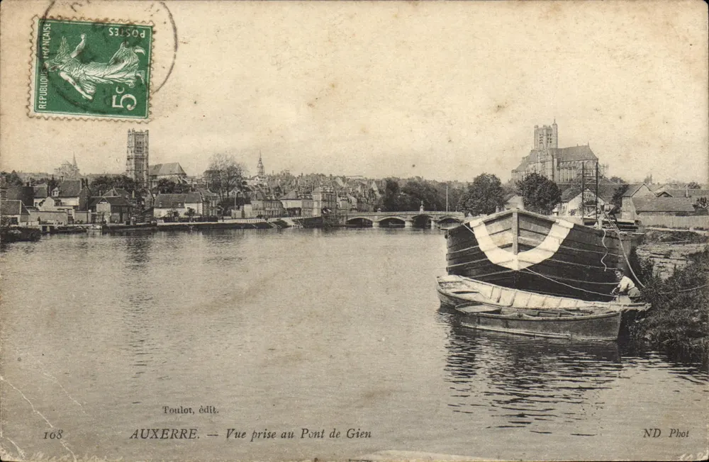 AUXERRE — Vue prise au Pont de Gien — Toulot, édit. N° 168 - Vorderseite