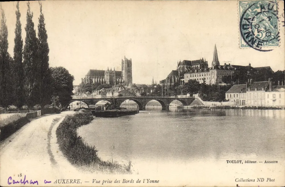 Auxerre — Ansicht vom Ufer der Yonne — TOULOT, Verlag — Auxerre - Vorderseite