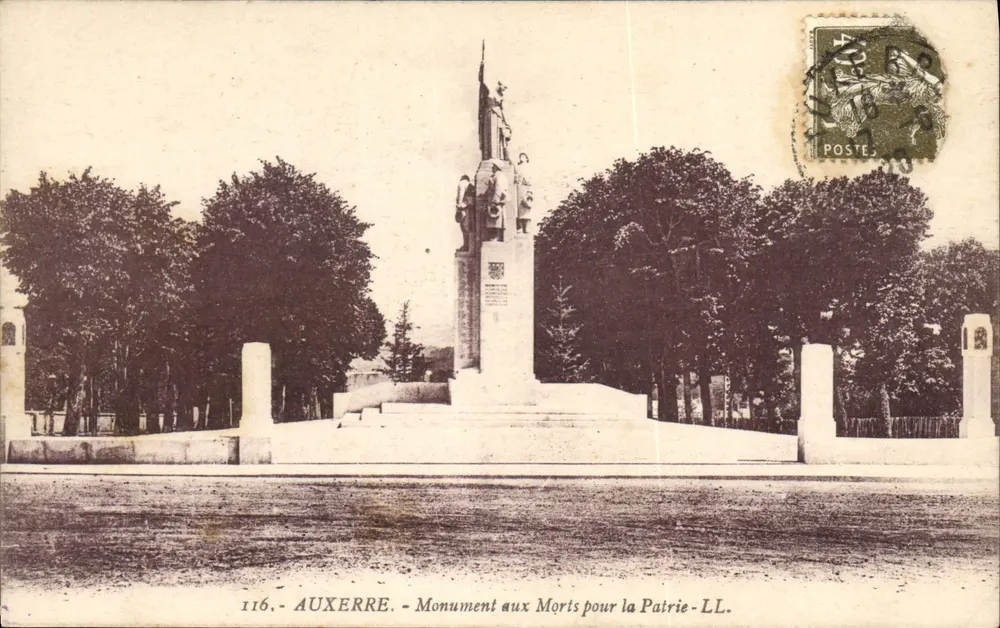 Auxerre - Denkmal für die Vaterlande - LL. - 116 - Vorderseite