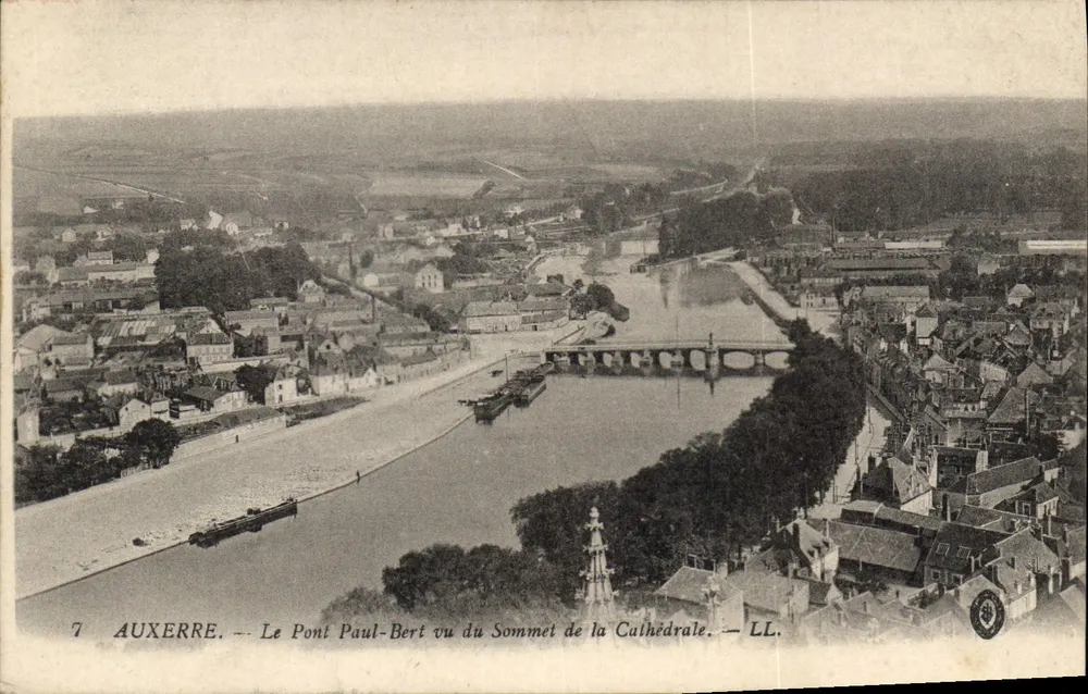 Auxerre — Ansicht des Pont Paul-Bert vom Gipfel der Kathedrale — LL. n°7 - Vorderseite
