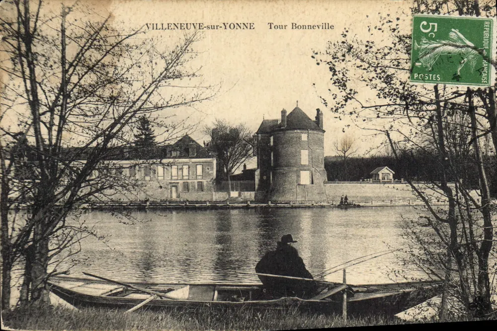 Villeneuve-sur-Yonne — Tour Bonneville — Verlag unbekannt, Seriennummer nicht sichtbar - Vorderseite