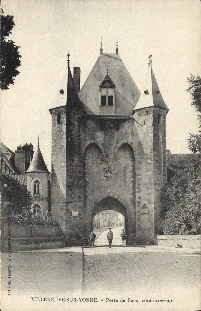 Villeneuve-sur-Yonne — Porte de Sens, äußere Seite — Lib. M. Bénétón, Villeneuve-sur-Yonne - Vorderseite