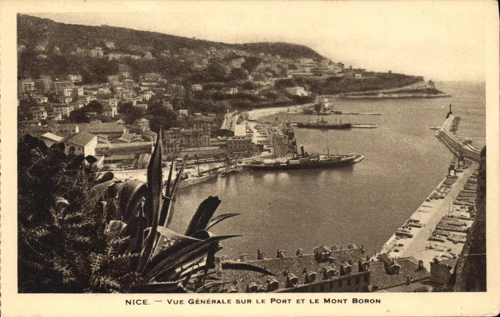 Nice — Allgemeiner Blick auf den Hafen und den Mont Boron — Verleger unbekannt - Vorderseite