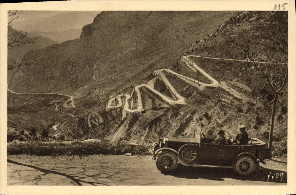 Straße von Nice nach Sospel — Die Kurven des Col de Braus (A-M.) — Les Éditions d'Art Français - Vorderseite