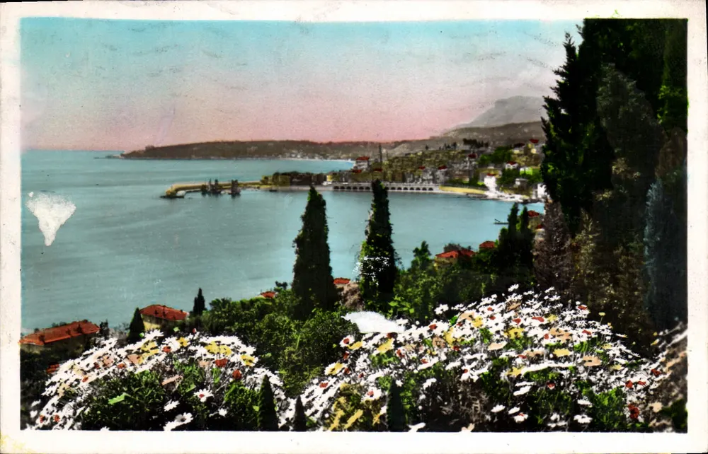 Menton e o Cap Martin — vista do porto e das flores — Réal-Photo, Paris, n° 119 - Frente
